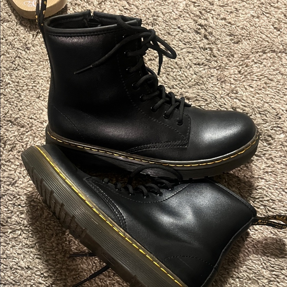 Dr. Martens Kids Black Leather Lace-Up Ankle Boots with Yellow Pull Tab - Picture 2 of 4